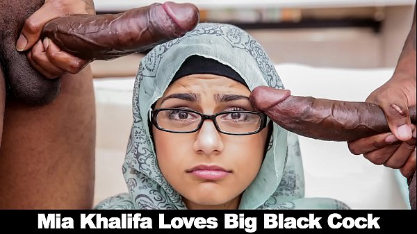 Filme pornô Mia Khalifa dando show na suruba com pretos