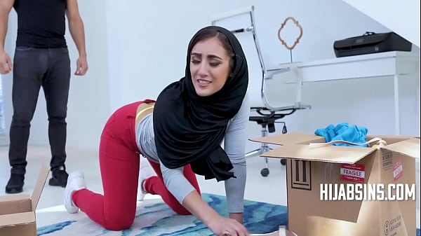 Filme pornô de árabe novinha rabuda transando