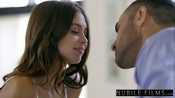 NubileFilms Bing Carmella Trai E Grita Com Prazer No Parceiro